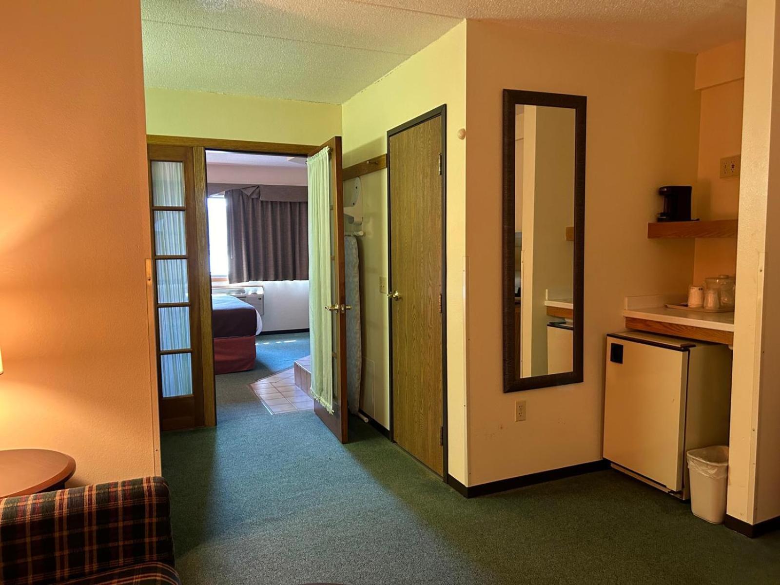 Northwoods Inn & Suites - Blackduck Экстерьер фото