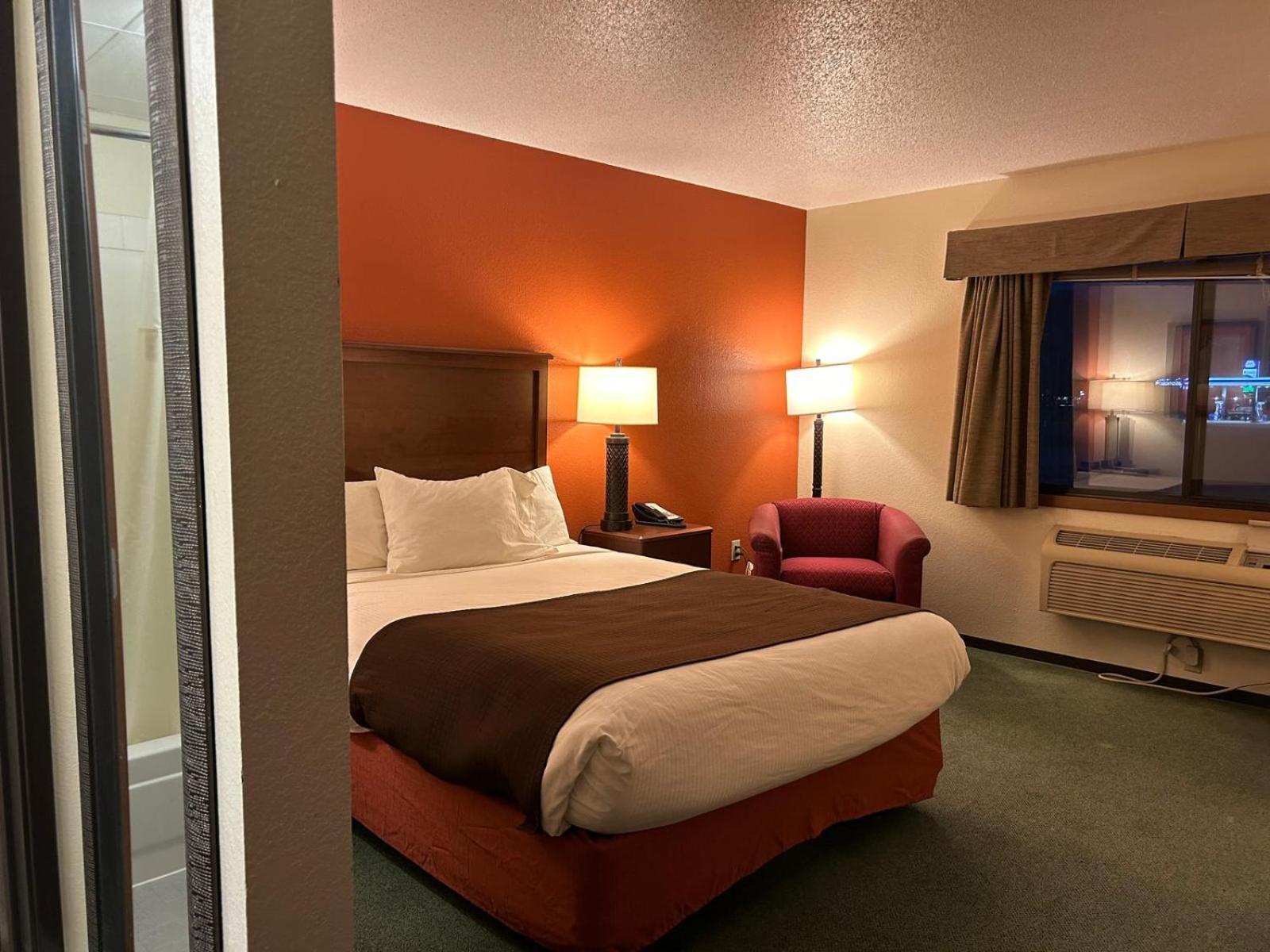 Northwoods Inn & Suites - Blackduck Экстерьер фото