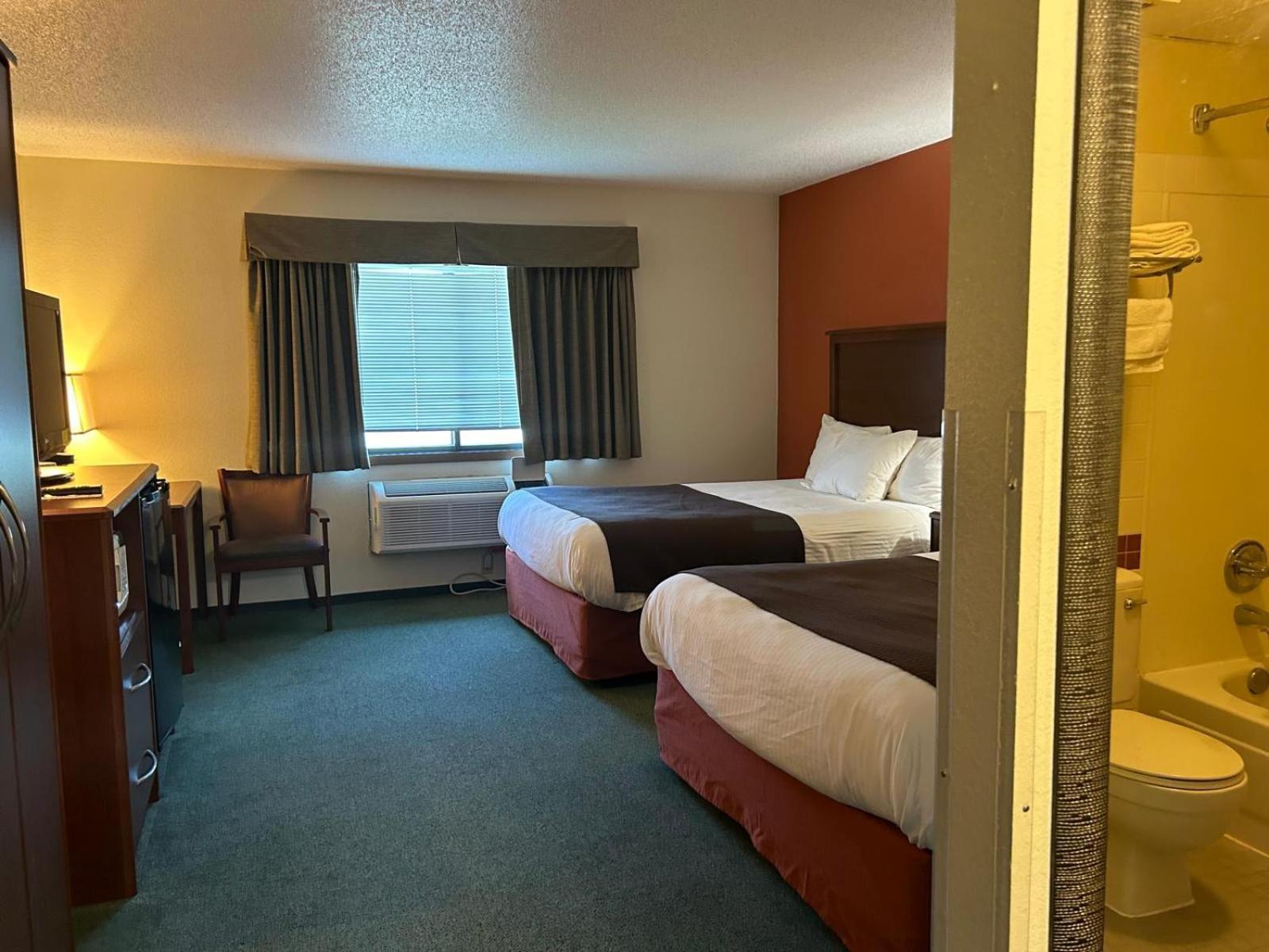 Northwoods Inn & Suites - Blackduck Экстерьер фото